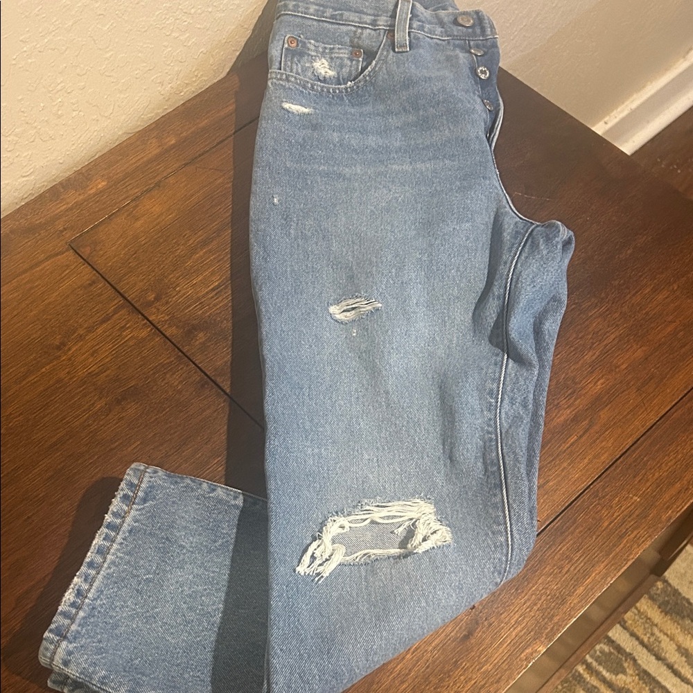 Women’s Levi's Classic Light Blue Denim Jeans